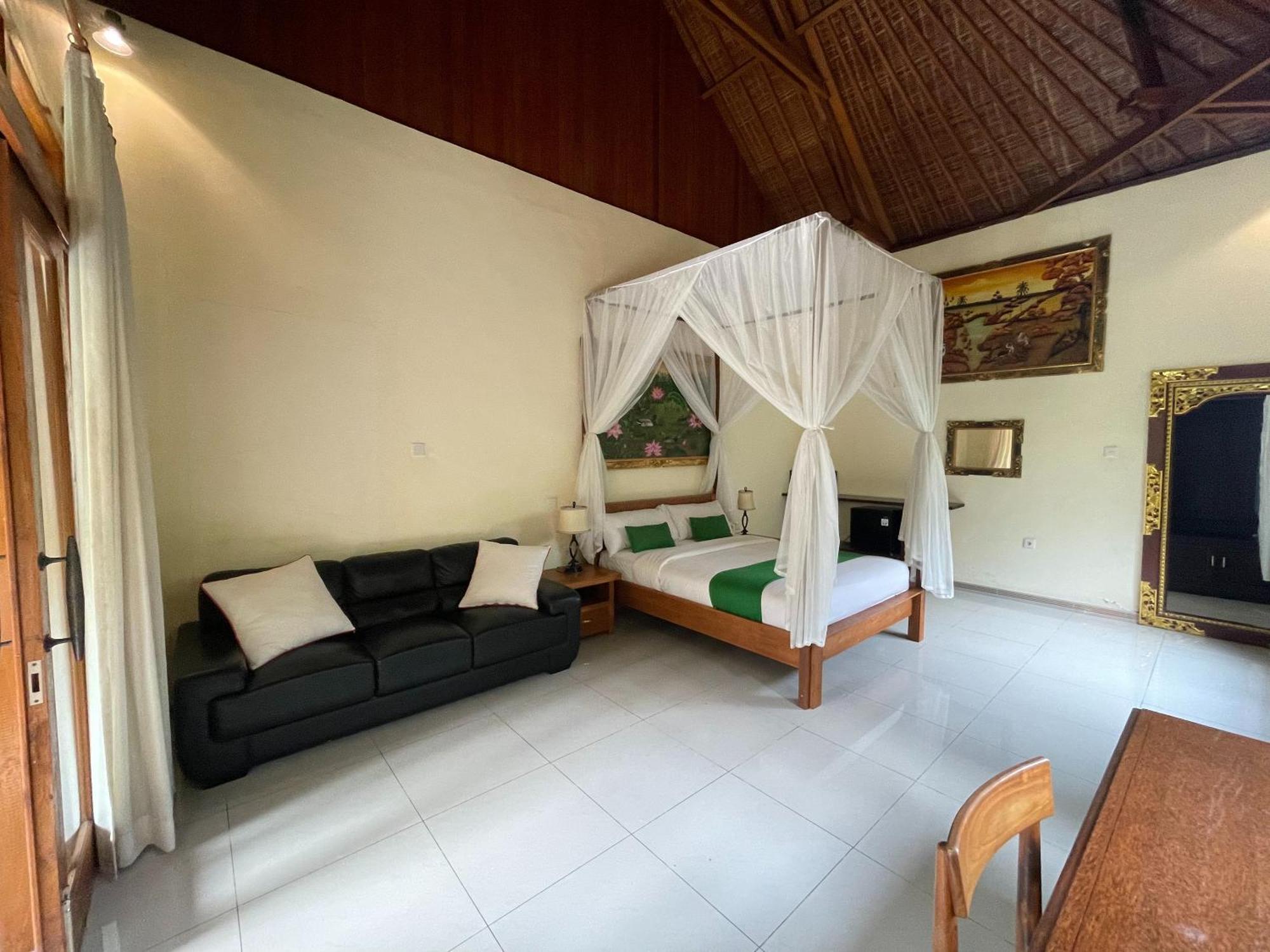 Hotel Graha Madesimon Ketewel Exterior foto